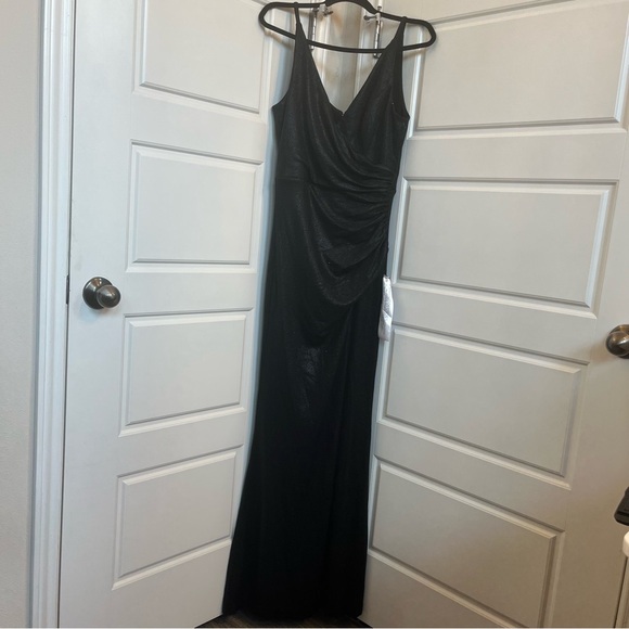 Dress the Population Jordan Metallic Black Dress Size Medium - Picture 3 of 9